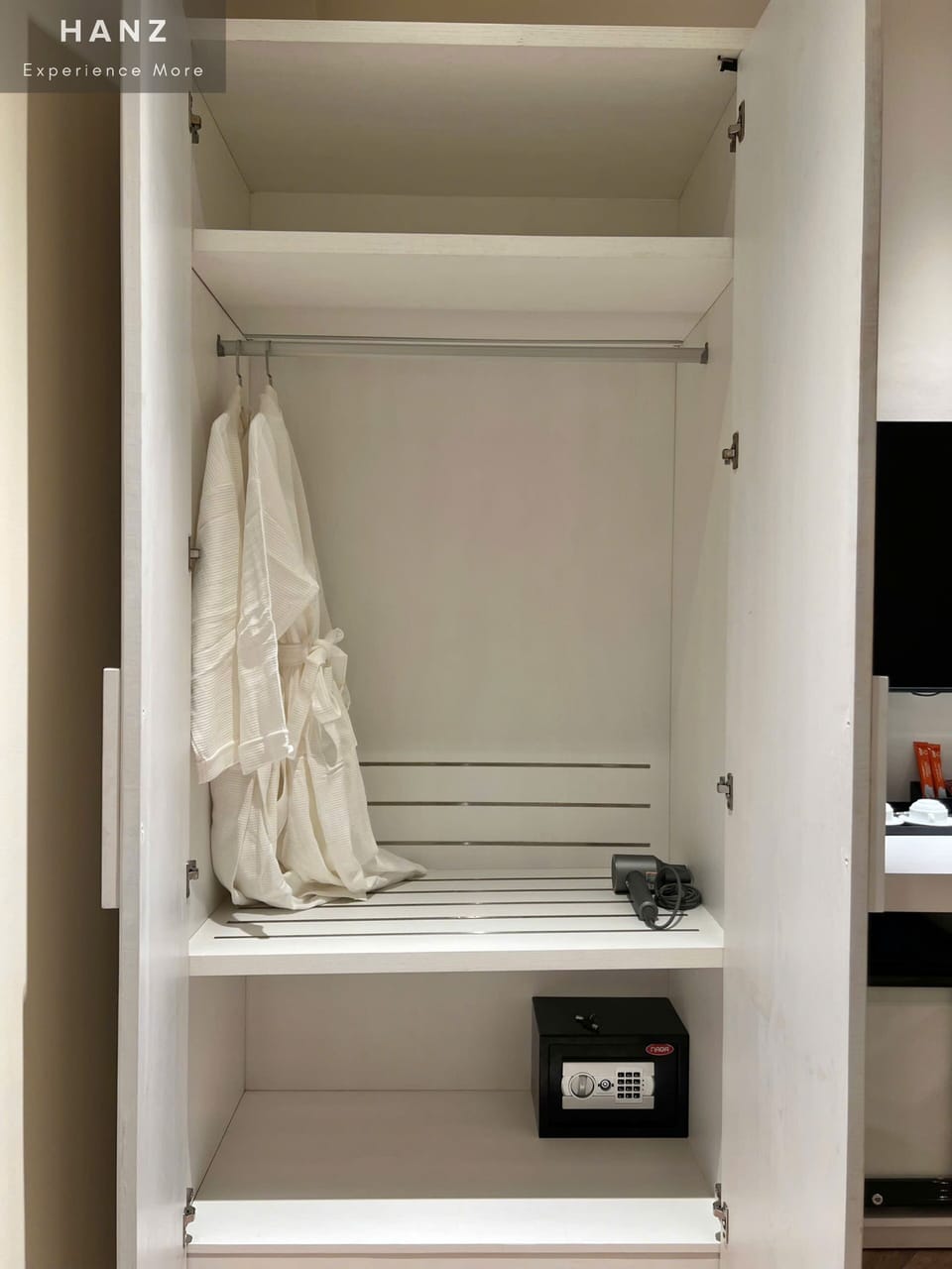 Basic Double Room | Desk, laptop workspace, free WiFi