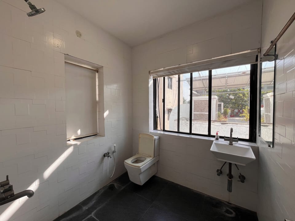 Double Room | Bathroom | Shower, towels, soap, shampoo
