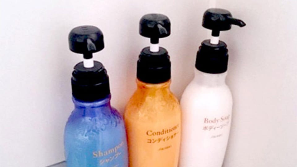 Bathroom amenities