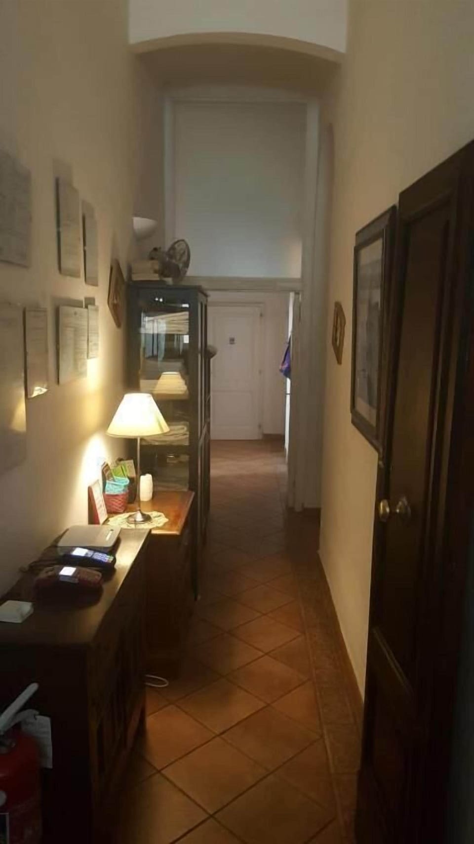 Basic Triple Room, City View | Interior