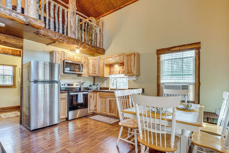 House (2 Bedrooms) | Interior