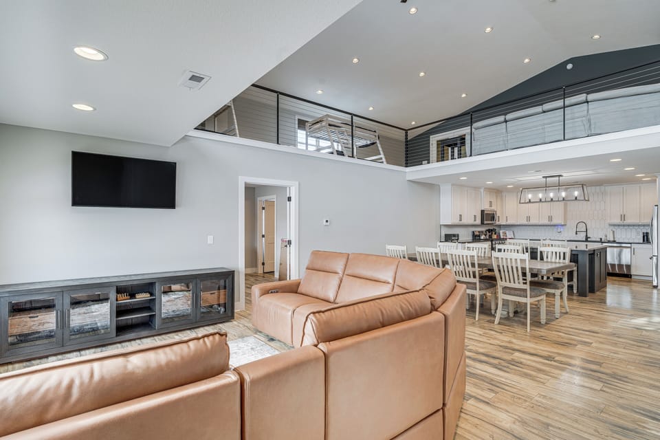 House (2 Bedrooms) | Interior