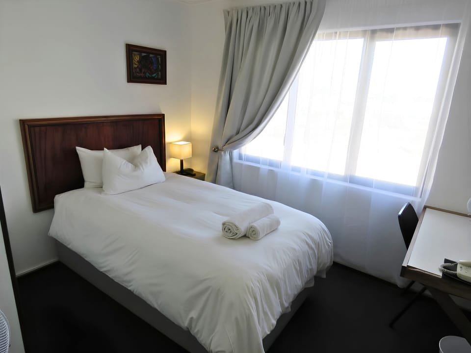 Standard Single Room | WiFi (free)