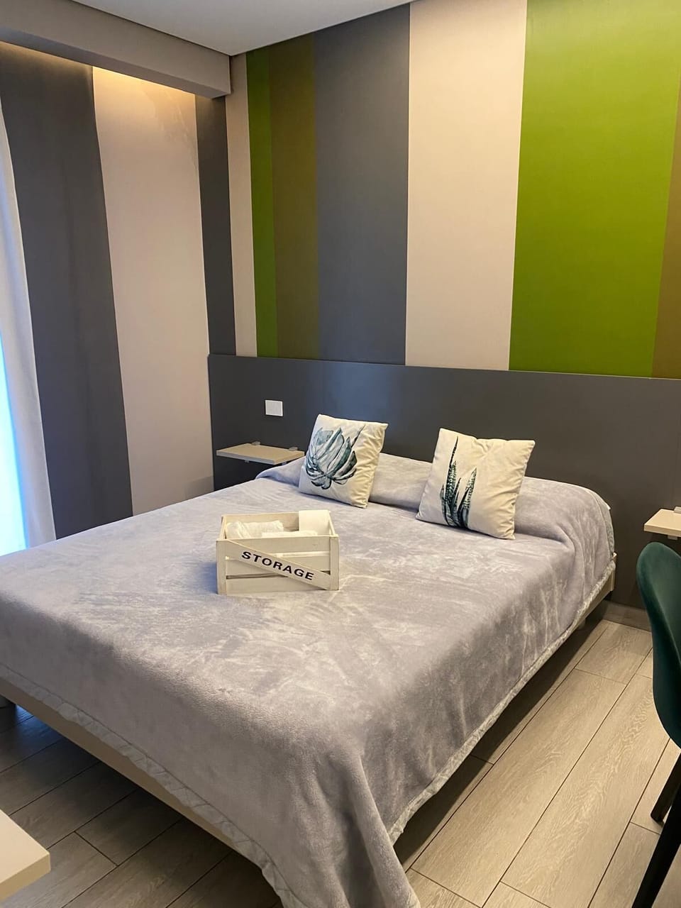 Deluxe Room | Desk, free WiFi