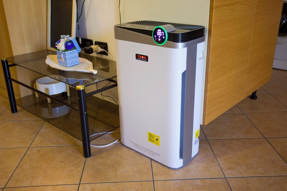 Full-size fridge, microwave, oven, stovetop