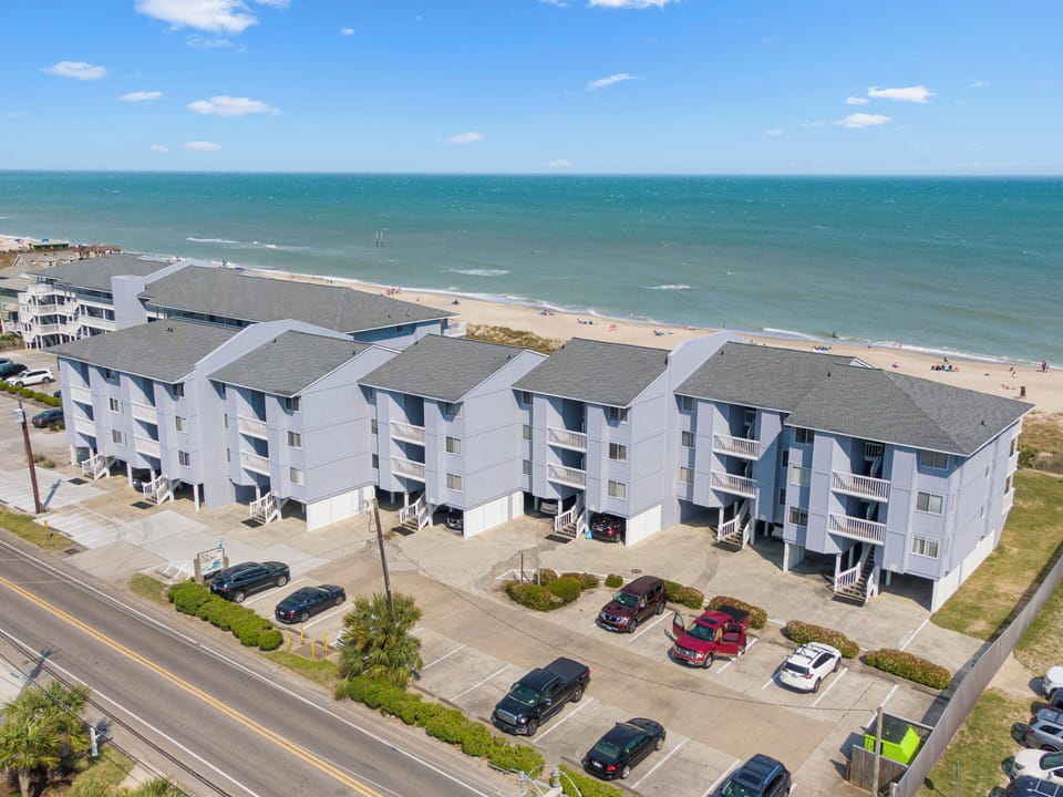 Condo (1 Bedroom) | Property amenity