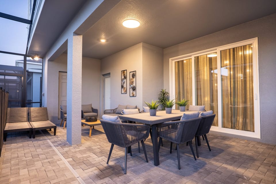 House | 7 bedrooms