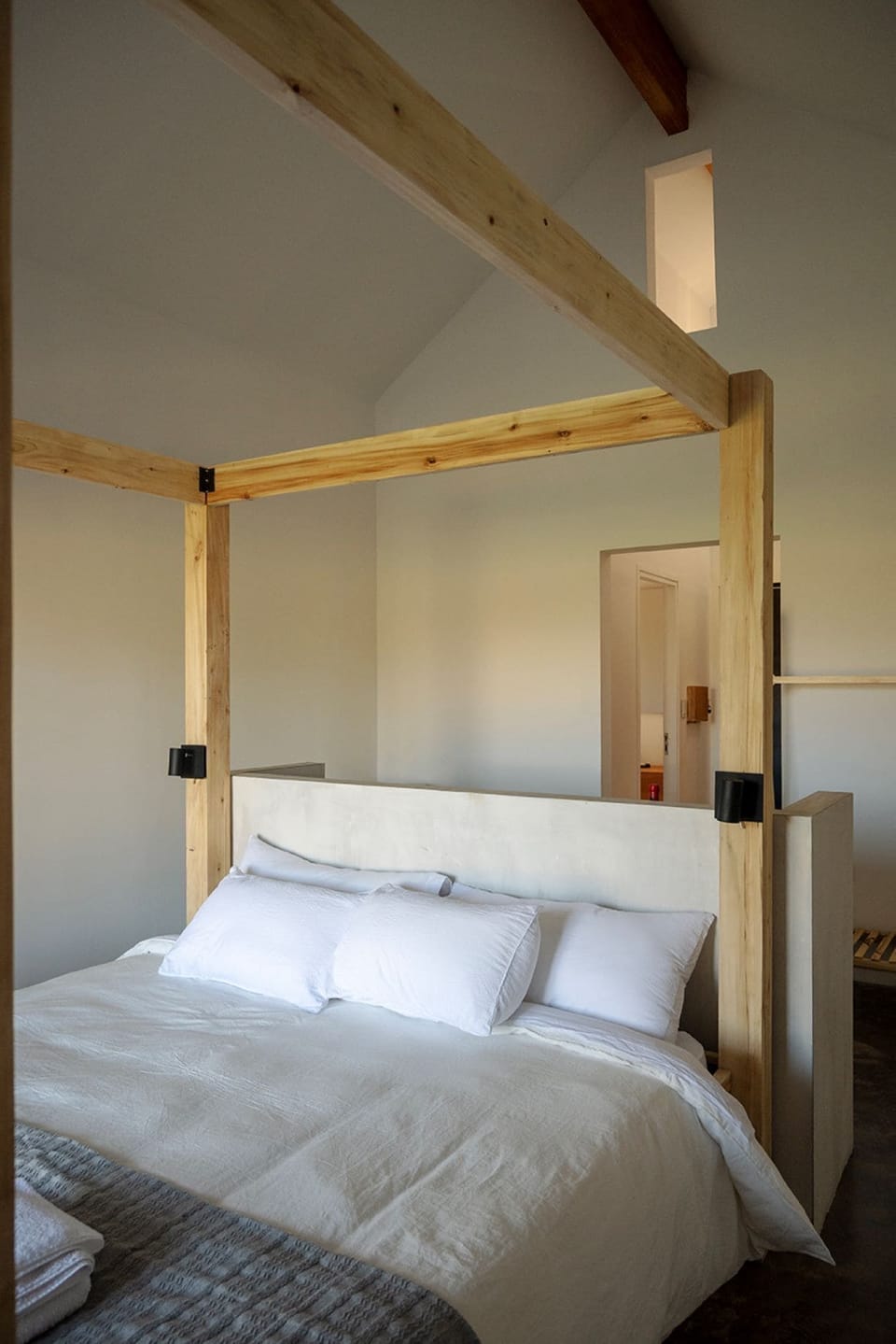 Design Studio, Mountain View | Premium bedding, minibar, desk, laptop workspace