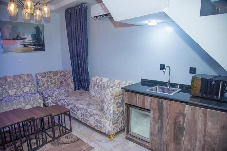 Superior Apartment, Balcony, City View | Living area