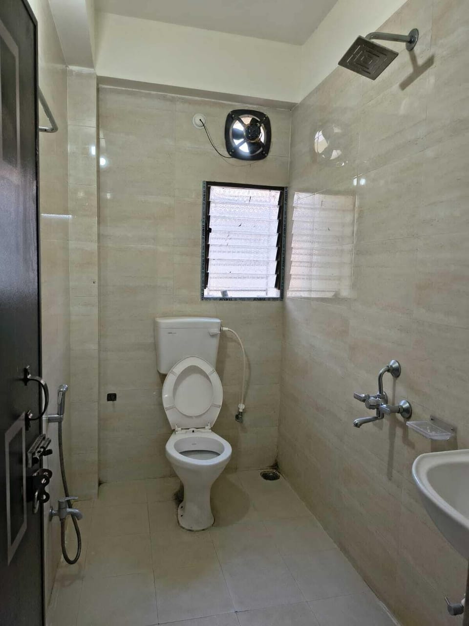 Standard Double Room, Shared Bathroom | Bathroom | Towels