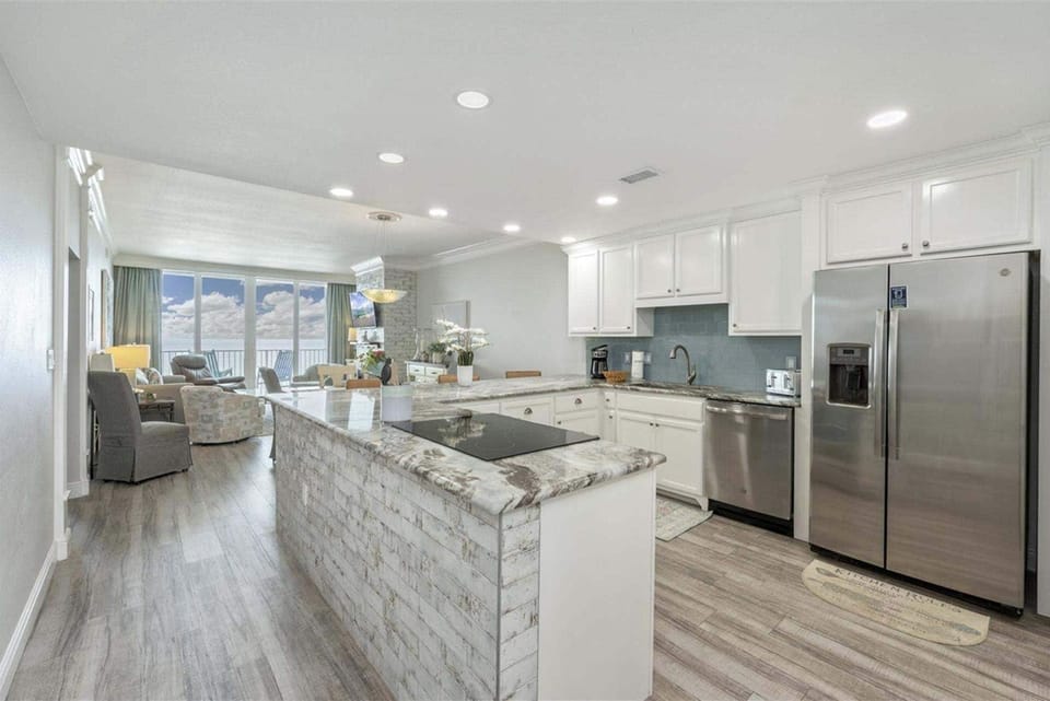 Condo, 2 Bedrooms | Private kitchen | Coffee/tea maker, fridge, oven, toaster