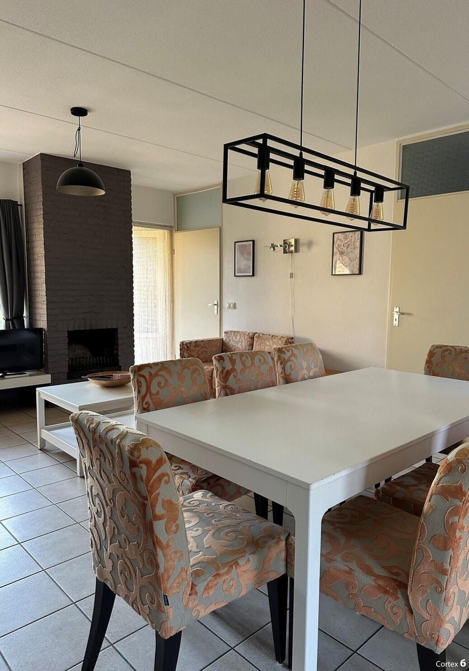 House | Dining