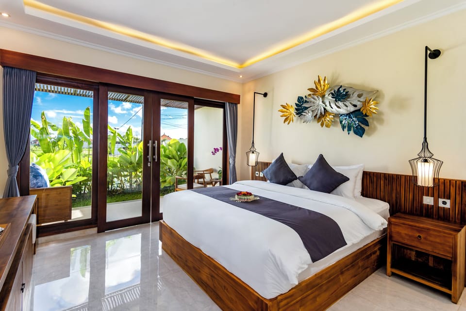 Double Room, 1 King Bed, Balcony, Garden View | Desk, laptop workspace, free WiFi