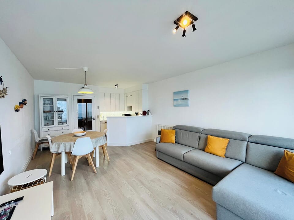 Apartment | Living room