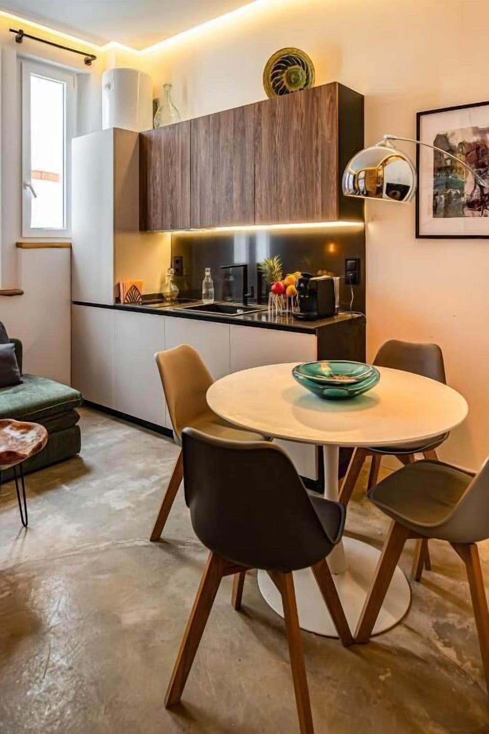 Classic Apartment, 1 Bedroom | Dining