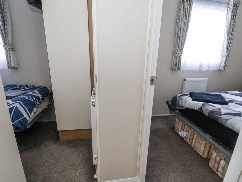 3 bedrooms, individually decorated, individually furnished, free WiFi
