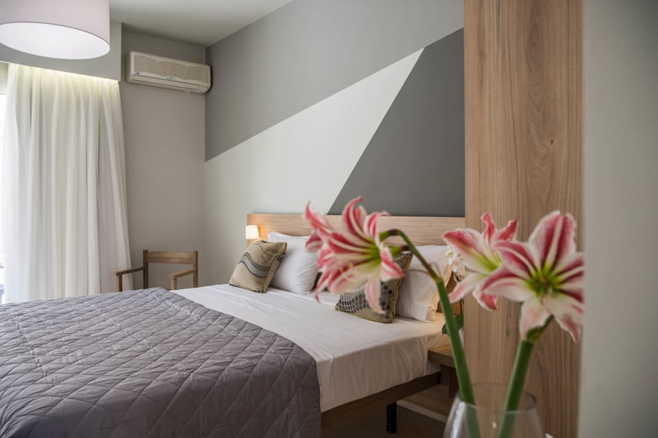 Comfort Twin Room | Desk, soundproofing, iron/ironing board, free WiFi