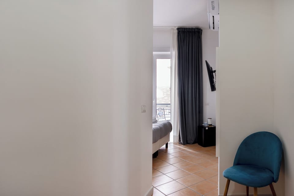 Double or Twin Room, City View (15) | Interior