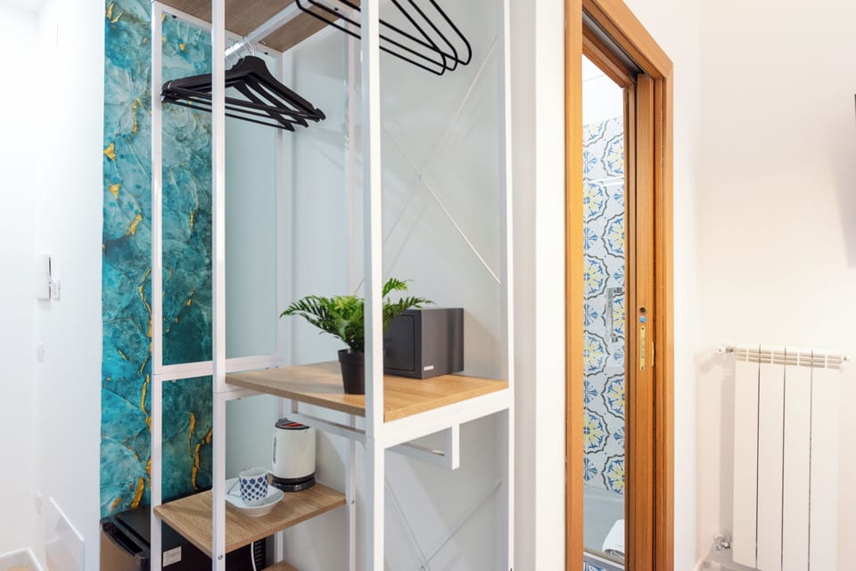 Single Room (14) | Interior