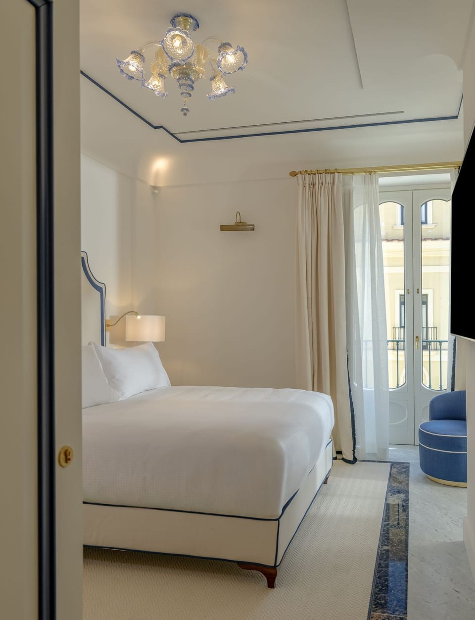 Comfort Double Room, Courtyard View | In-room safe, soundproofing, free WiFi, bed sheets