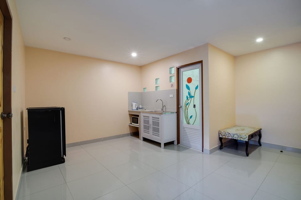 Comfort Triple Room, Multiple Beds, Non Smoking, Terrace | Minibar, in-room safe, desk, WiFi (free)