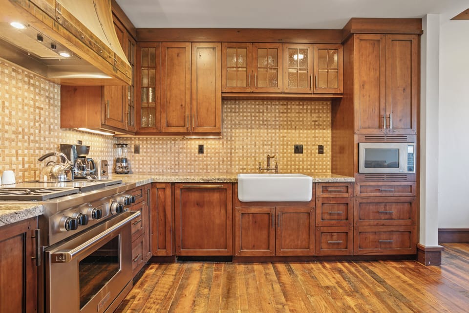Condo, 2 Bedrooms | Private kitchen | Coffee/tea maker, fridge, oven, toaster