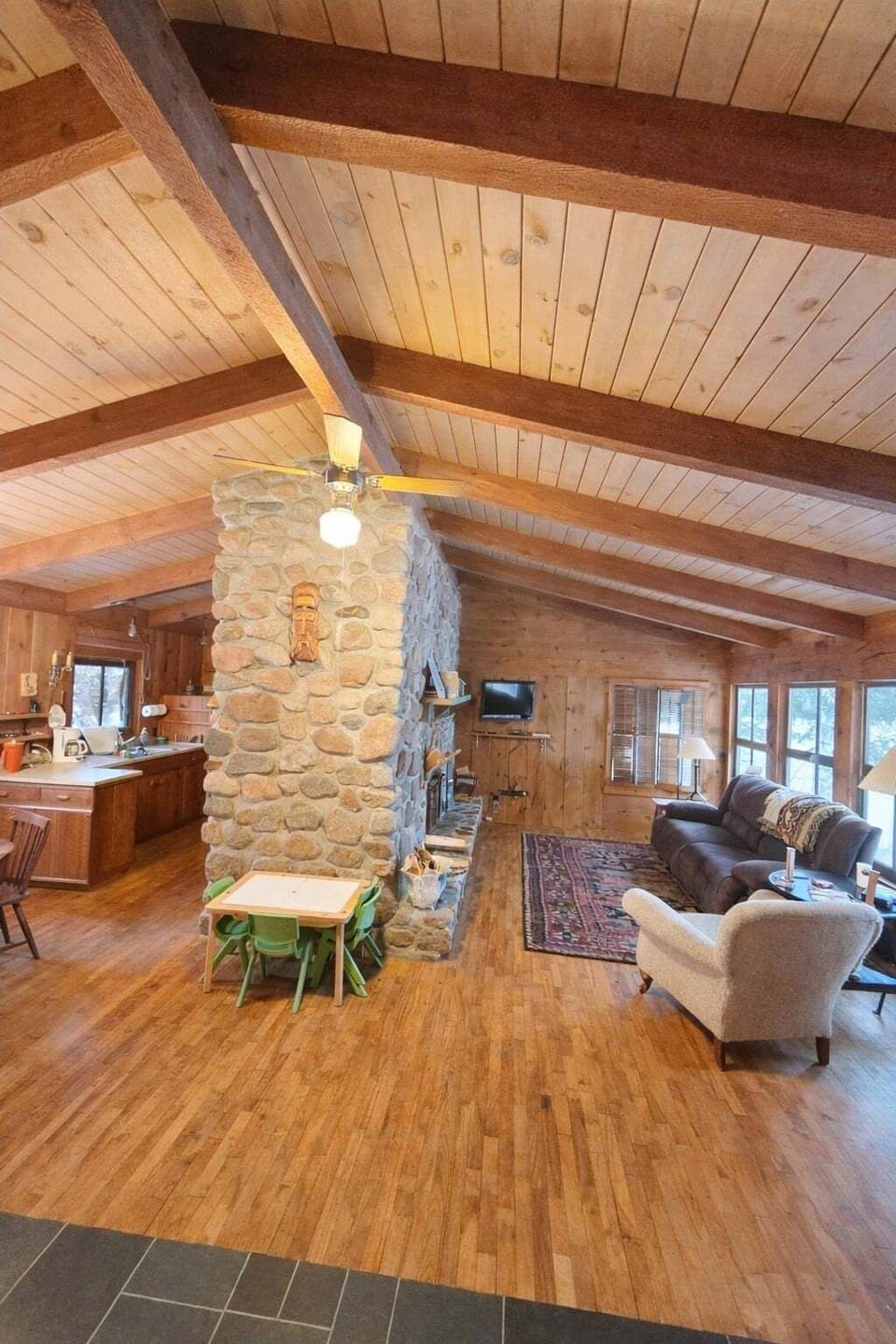 Cabin, 2 Bedrooms | Living area