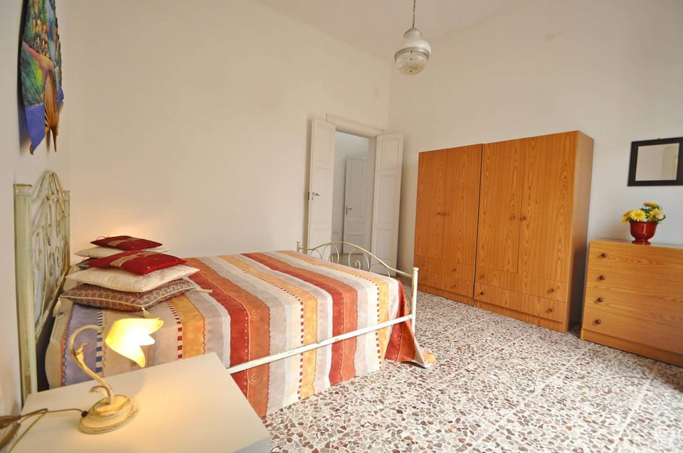 House, Smoking | 2 bedrooms