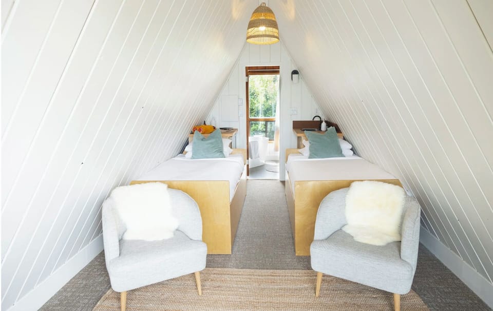 Cabin Suite 3 - The single double bed room | Free WiFi