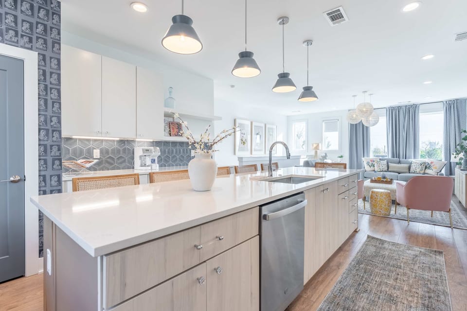 House | 8 bedrooms, high-speed internet