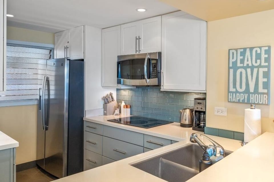 Condo, 2 Bedrooms | Private kitchen | Coffee/tea maker, fridge, oven, toaster