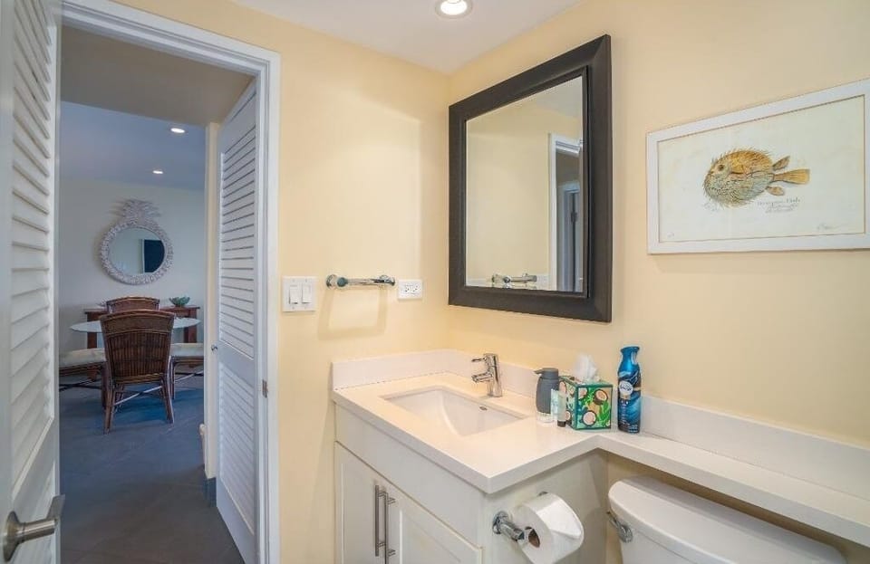 Condo, 2 Bedrooms | Interior