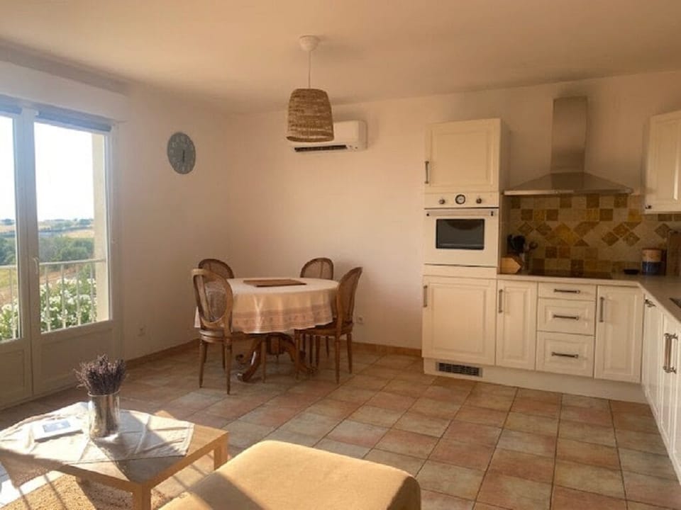 Family Apartment, Valley View | Dining