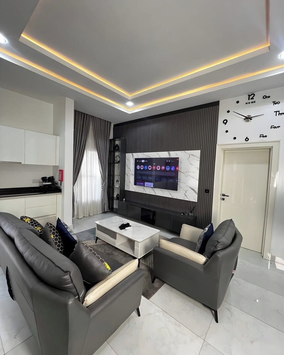 Economy Apartment, Balcony, City View | Interior