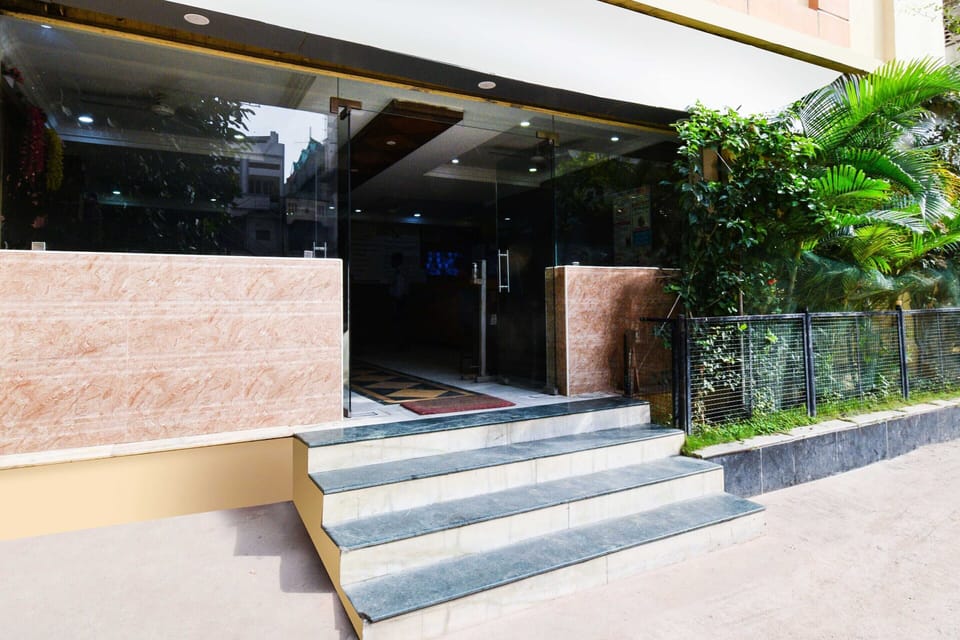 House | Reception