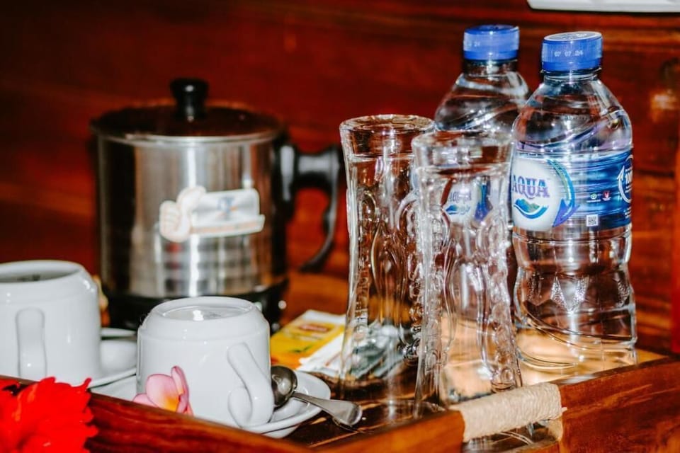 Double Room, Garden View | Food and drink