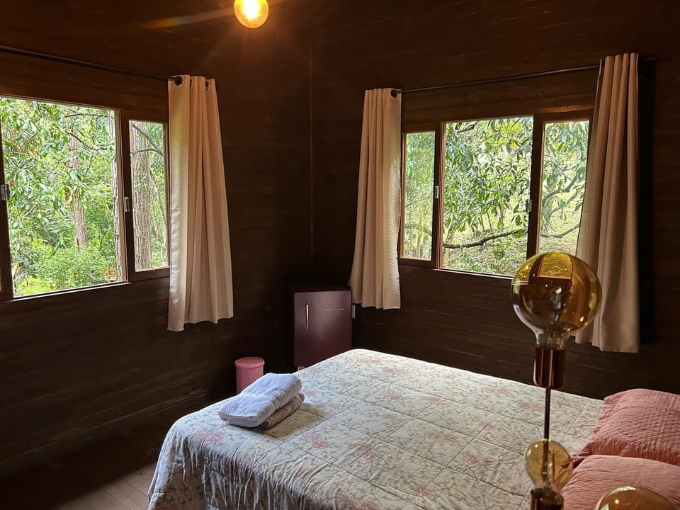 Classic Cabin, Lagoon View | Free WiFi