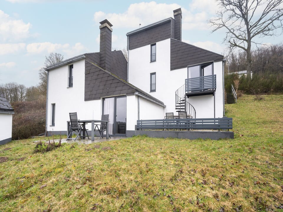 House | Exterior