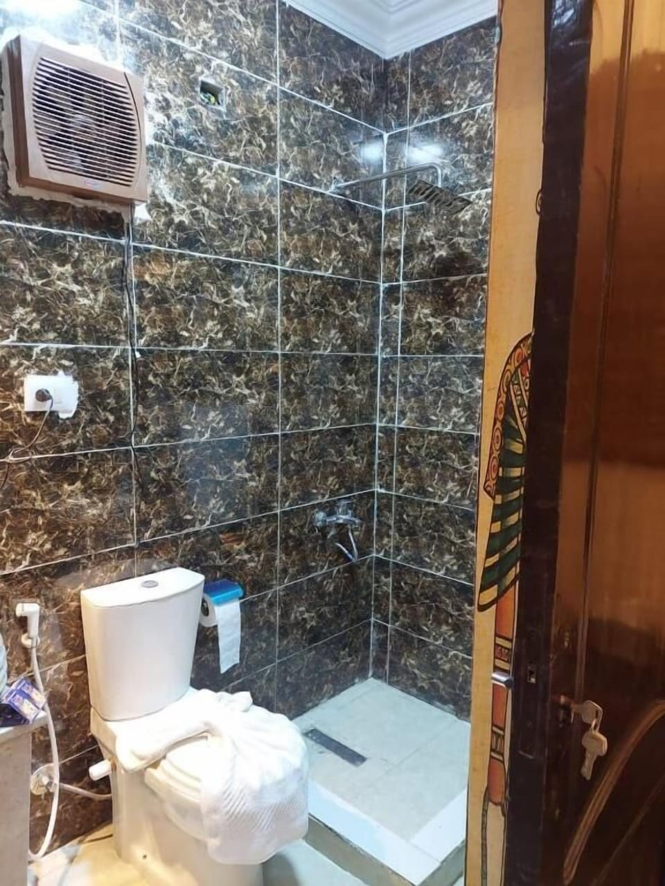 Deluxe Quadruple Room, Balcony, City View | Bathroom | Bidet