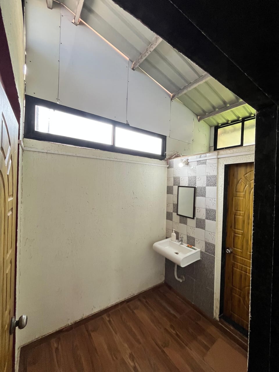 Classic Shared Dormitory, Garden View | Bathroom | Shower