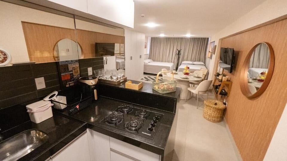 Comfort Studio, 1 Bedroom, Non Smoking, Kitchen | Private kitchen | Electric kettle, dining tables