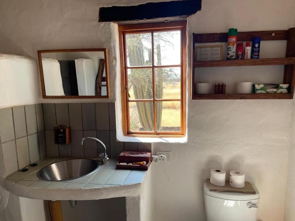 Standard Quadruple Room, Patio | Bathroom