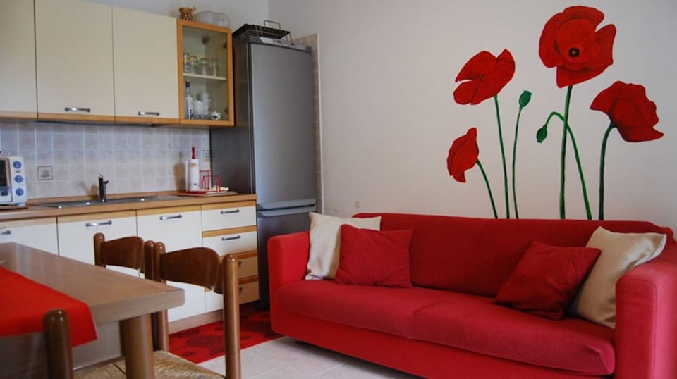 Apartment, 2 Bedrooms | Living area