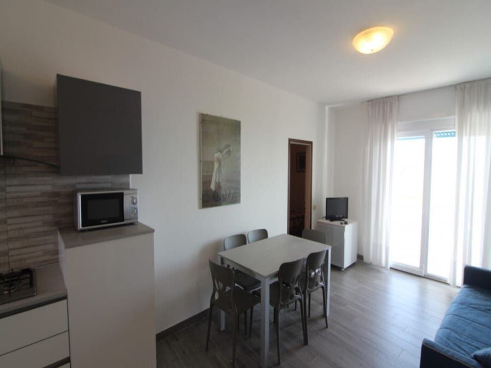 Apartment, 1 Bedroom, Balcony, Ocean View | Living room