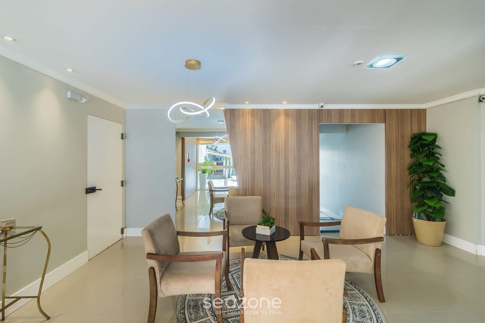 Basic Apartment | Interior