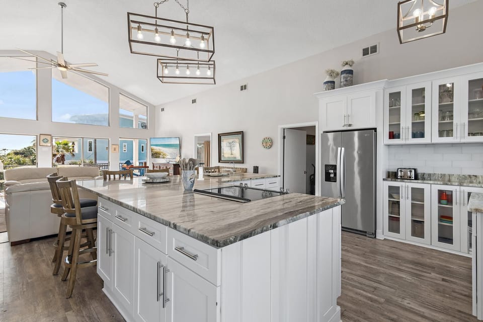 House, Multiple Beds (Sea-Esta) | Private kitchen