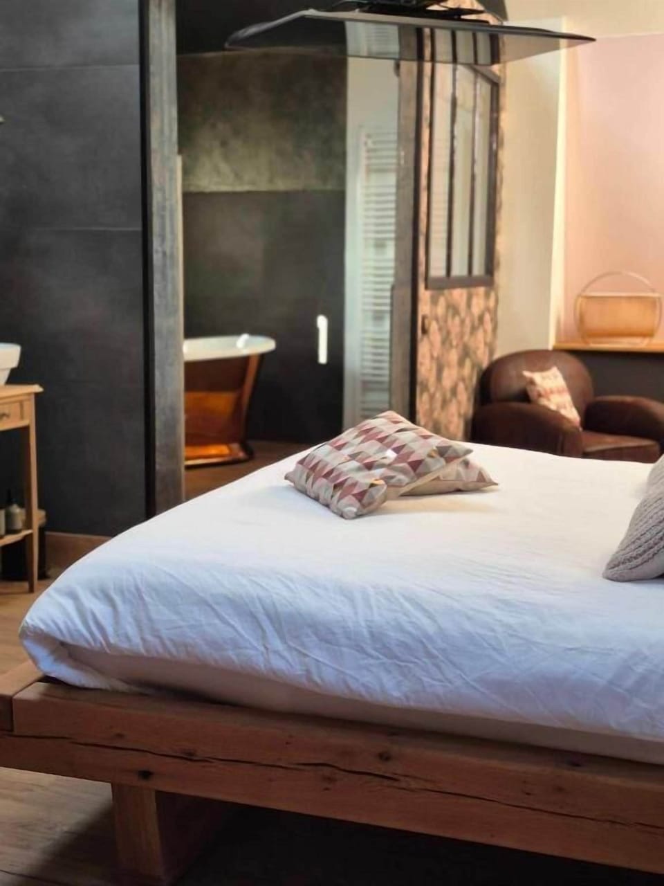 Superior Double Room, Courtyard View | Free WiFi