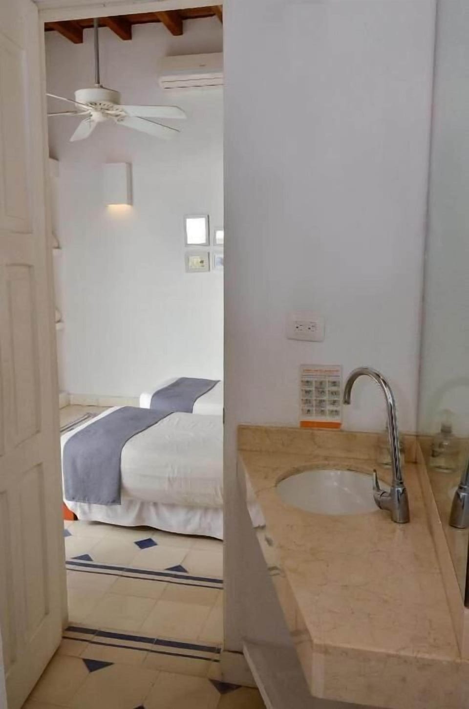 Standard Suite | Bathroom