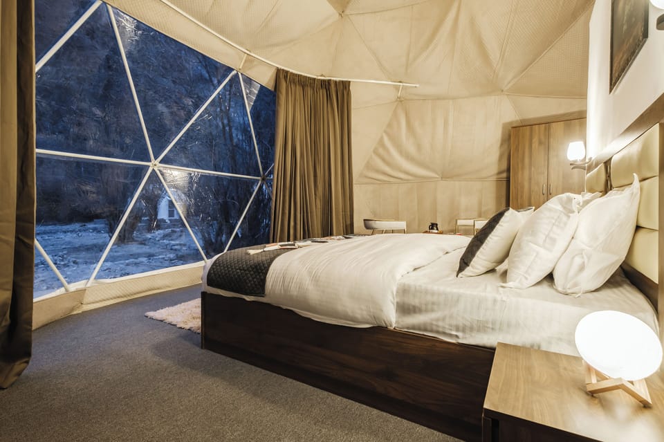 Royal Room, Valley View