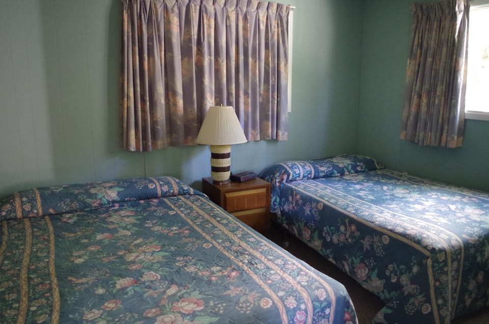 Standard Cottage, 2 Bedrooms | 1 bedroom, WiFi (free), bed sheets
